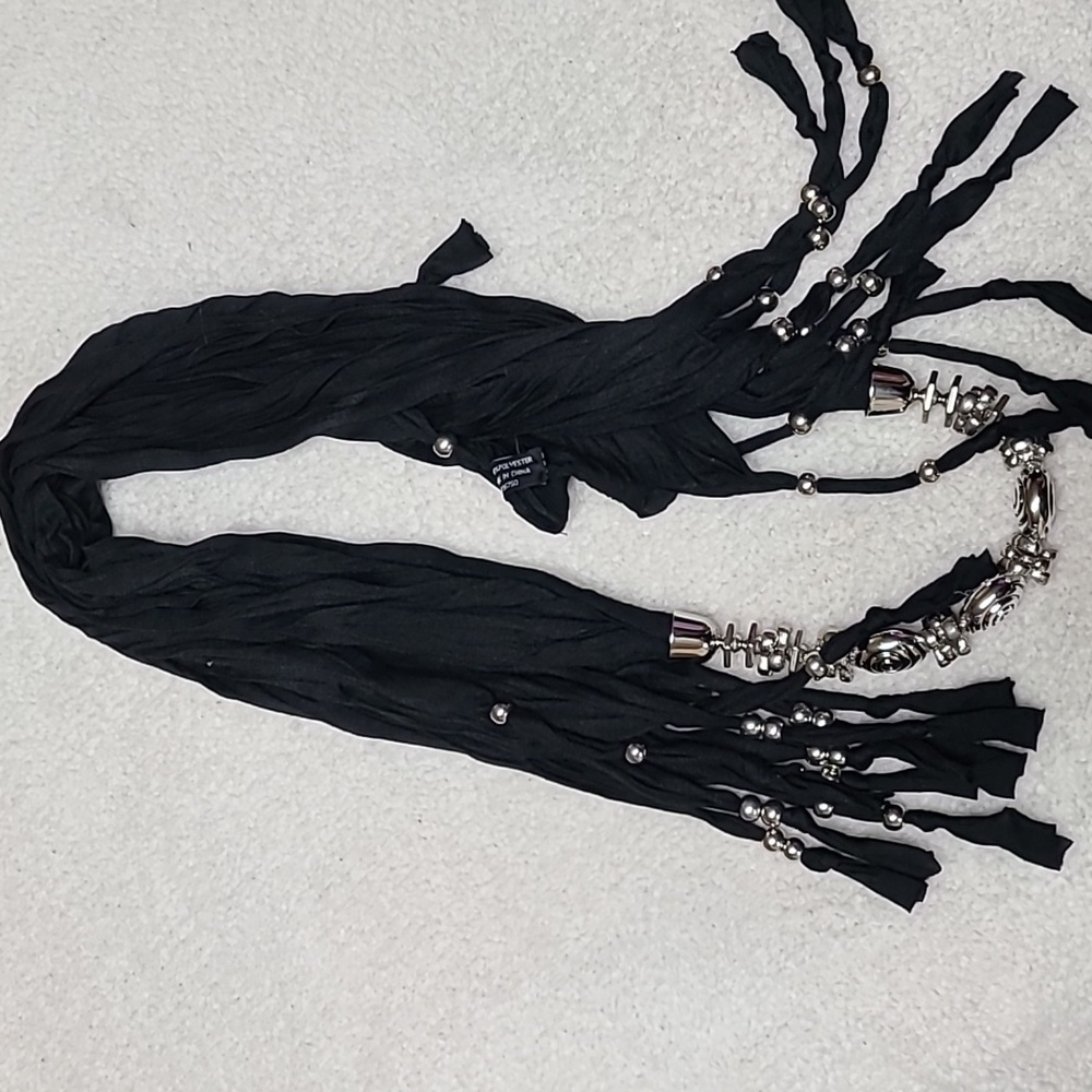 Black necklace scarf